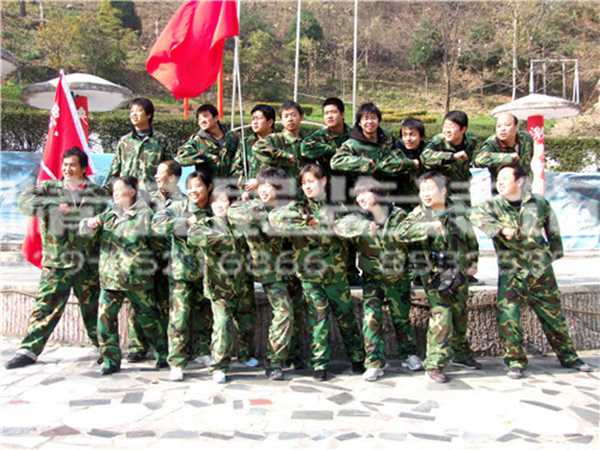 激发潜能，拓展训练